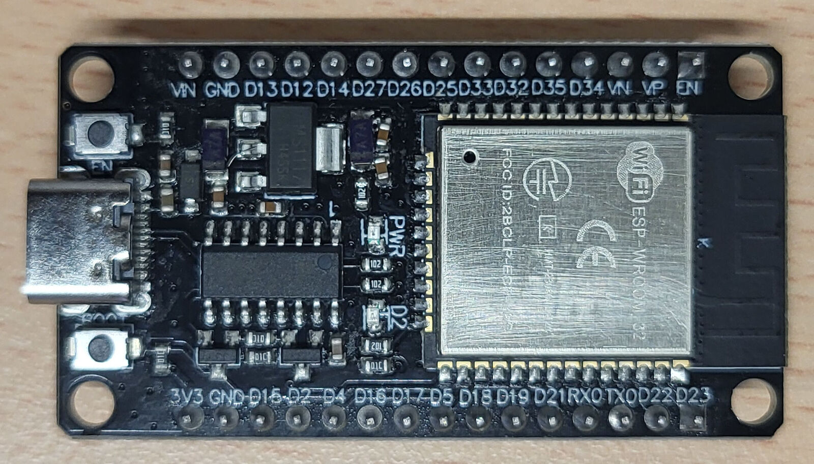 ESP32-WROOM-32E_devBoard_1C
